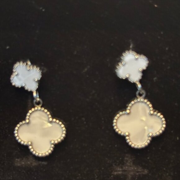 Jewelry - White Clover Earrings